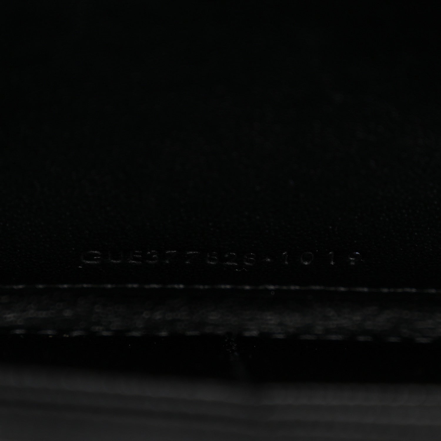 Saint Laurent Grain De Poudre Matelasse Chevron Monogram Chain Wallet Black 7 of 12