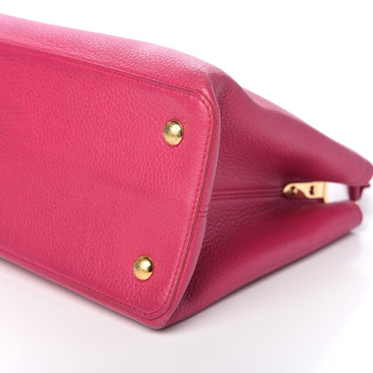Louis Vuitton Taurillon Capucines MM Hibiscus Flamingo 8 of 10
