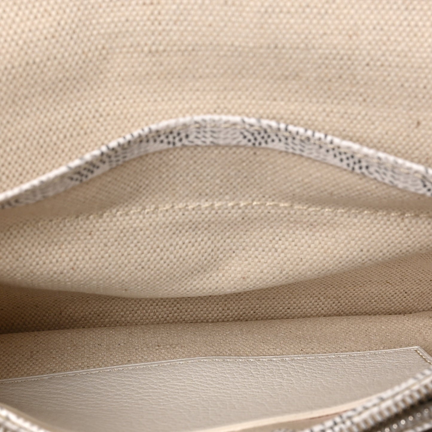 Goyardine Plumet Wallet Clutch White