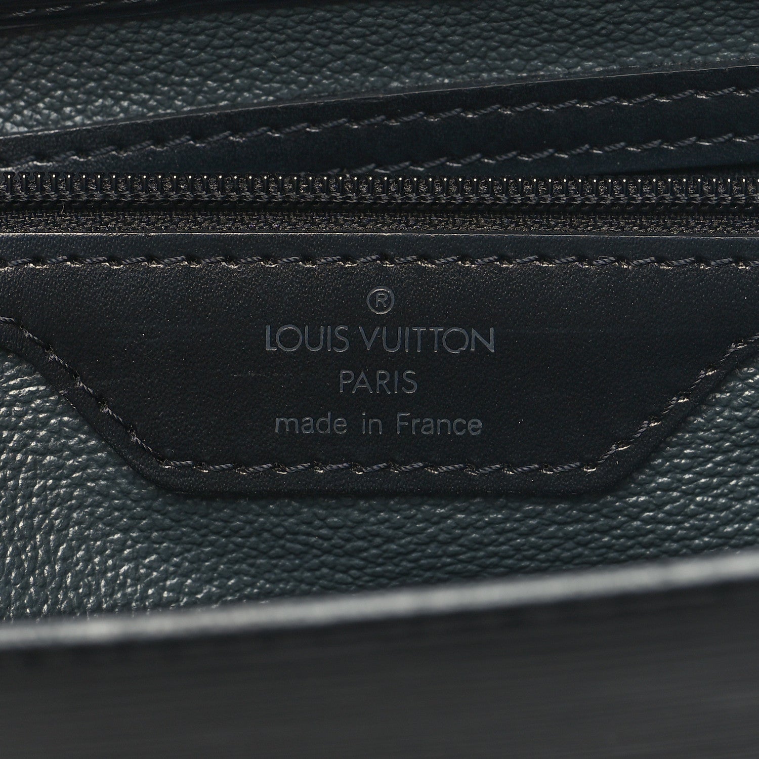 Louis Vuitton Epi Sac Plat GM Black 6 of 9