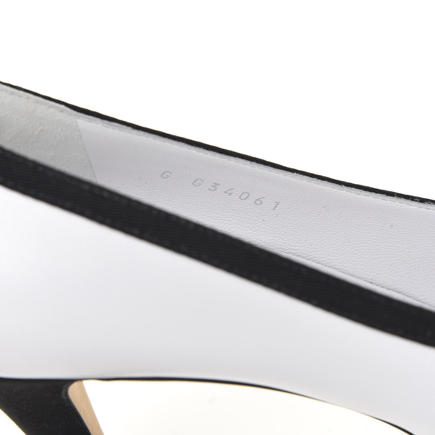 Lambskin Grosgrain Cap Toe CC Pumps 37 White Black