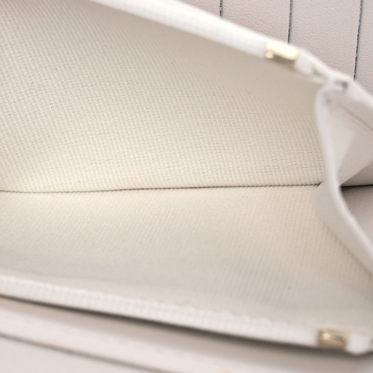 Chanel Caviar Quilted Medium Flap Wallet White 6 of 12