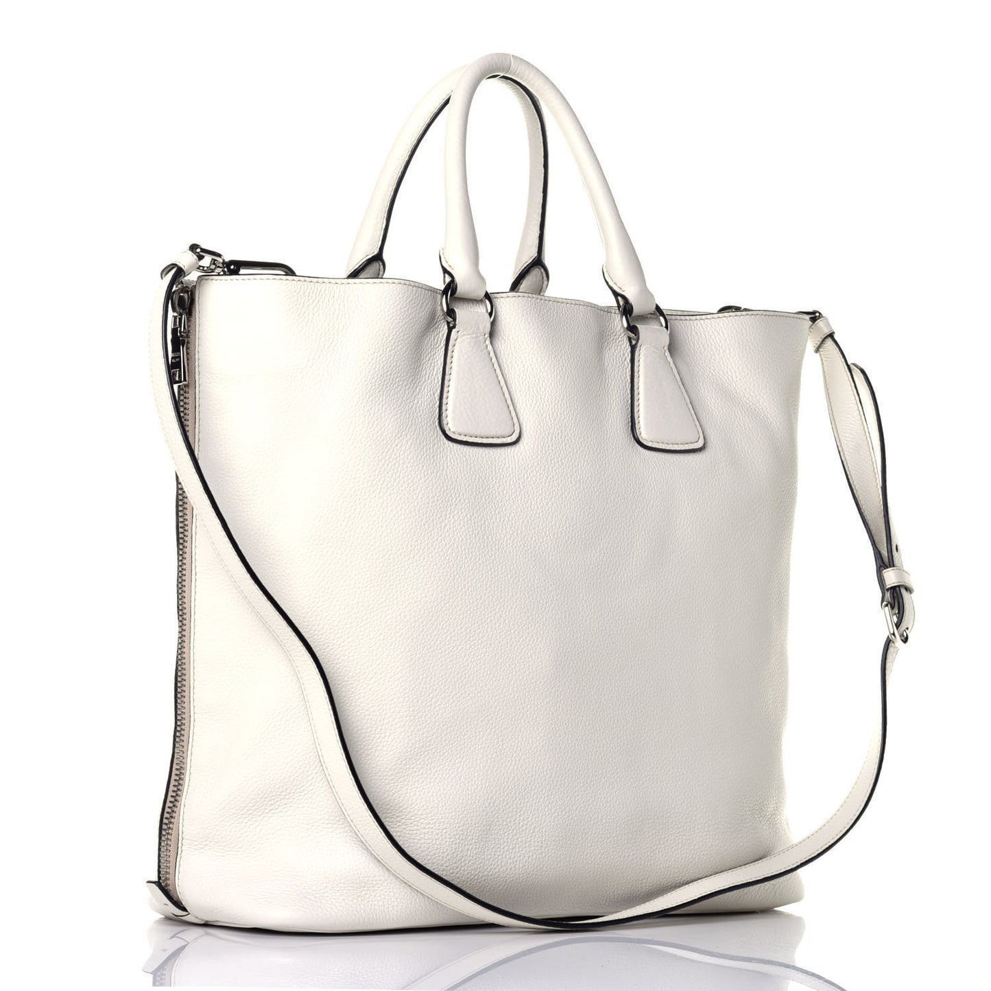Vitello Daino Side Zip Tote Talco
