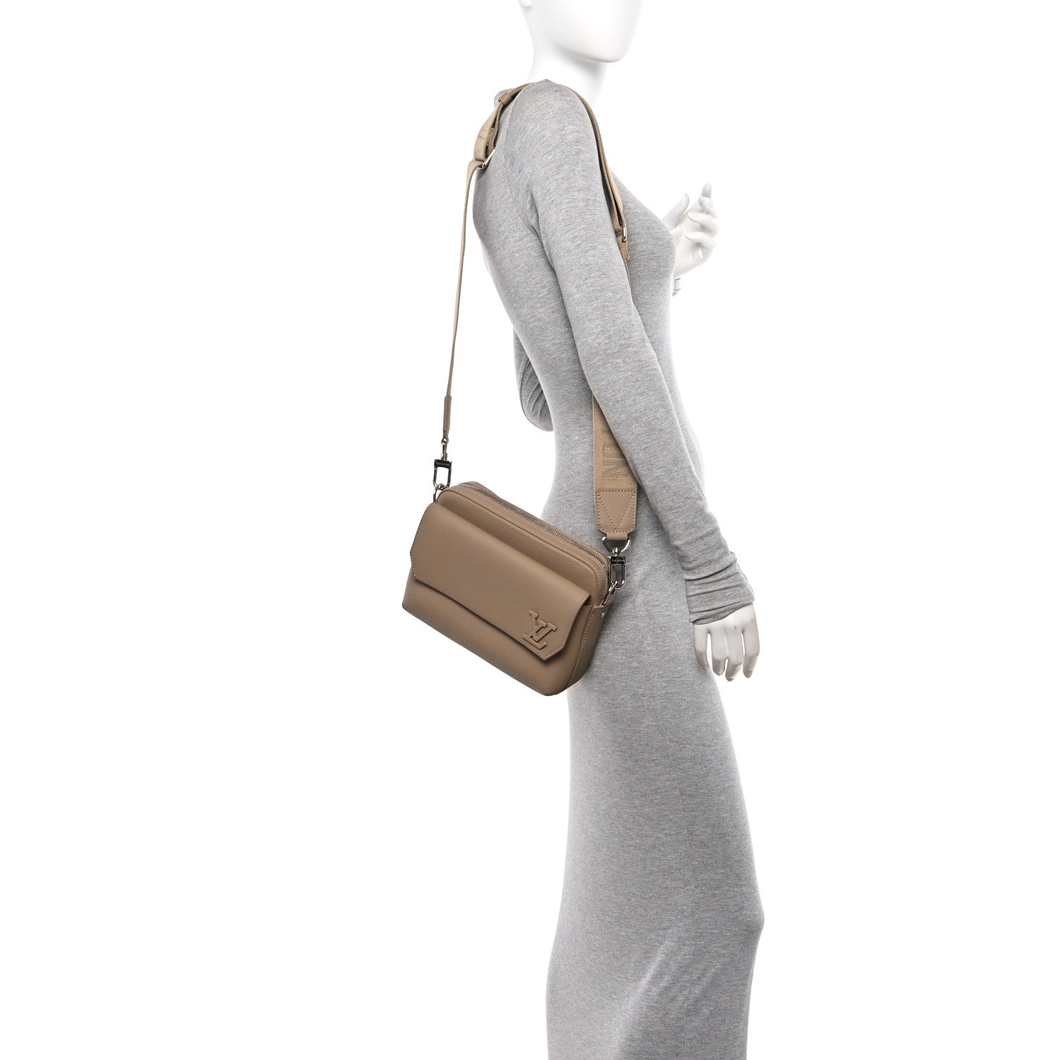 Louis Vuitton Calfskin Aerogram Fastline Messenger Sable Beige 2 of 10