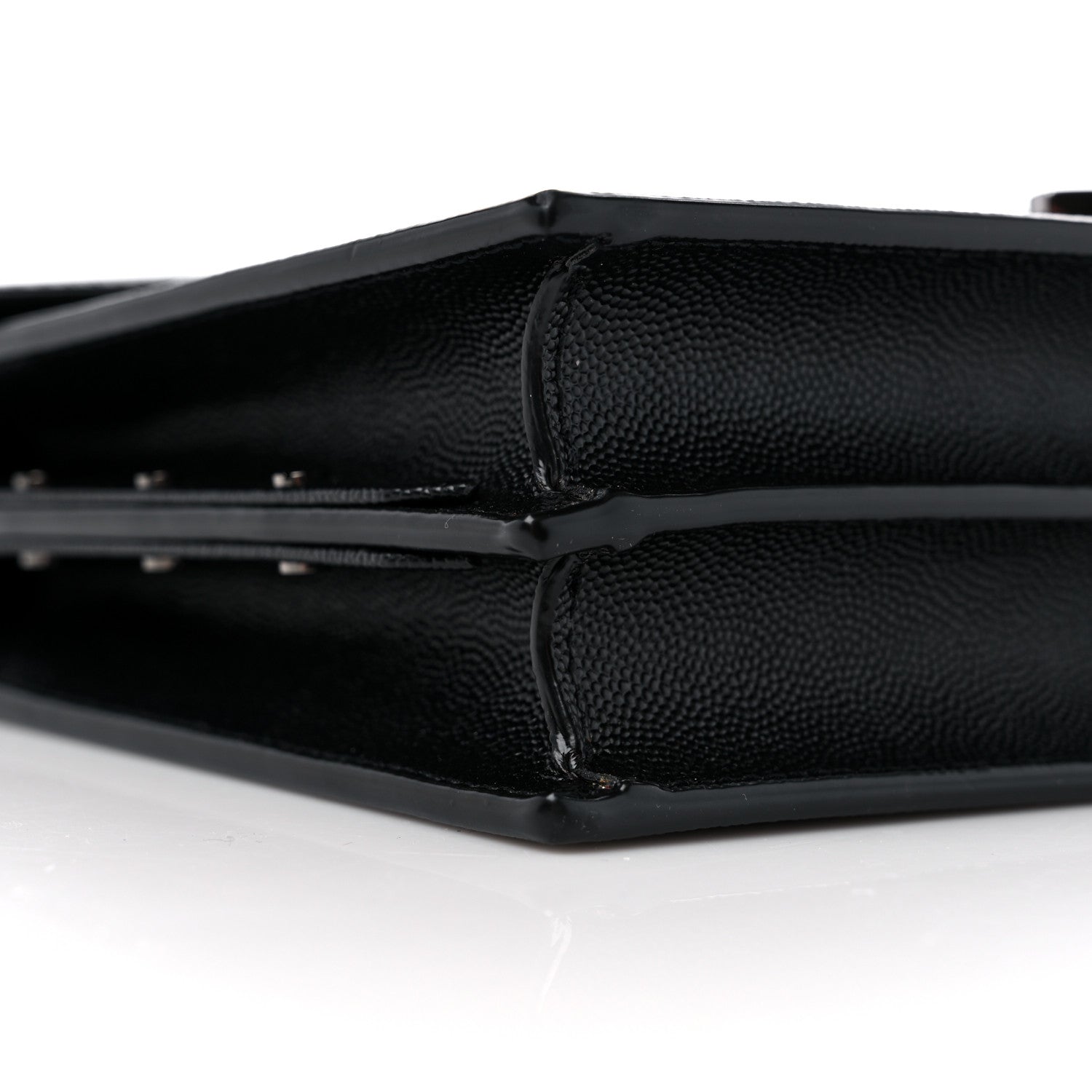 Saint Laurent Grain De Poudre Monogram Cassandra Clasp Bag Black 8 of 10