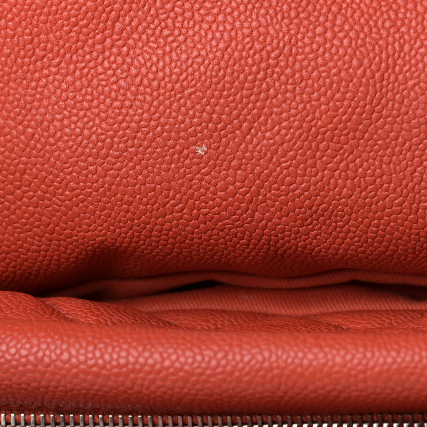 Caviar Quilted Medium Casual Journey Flap Red