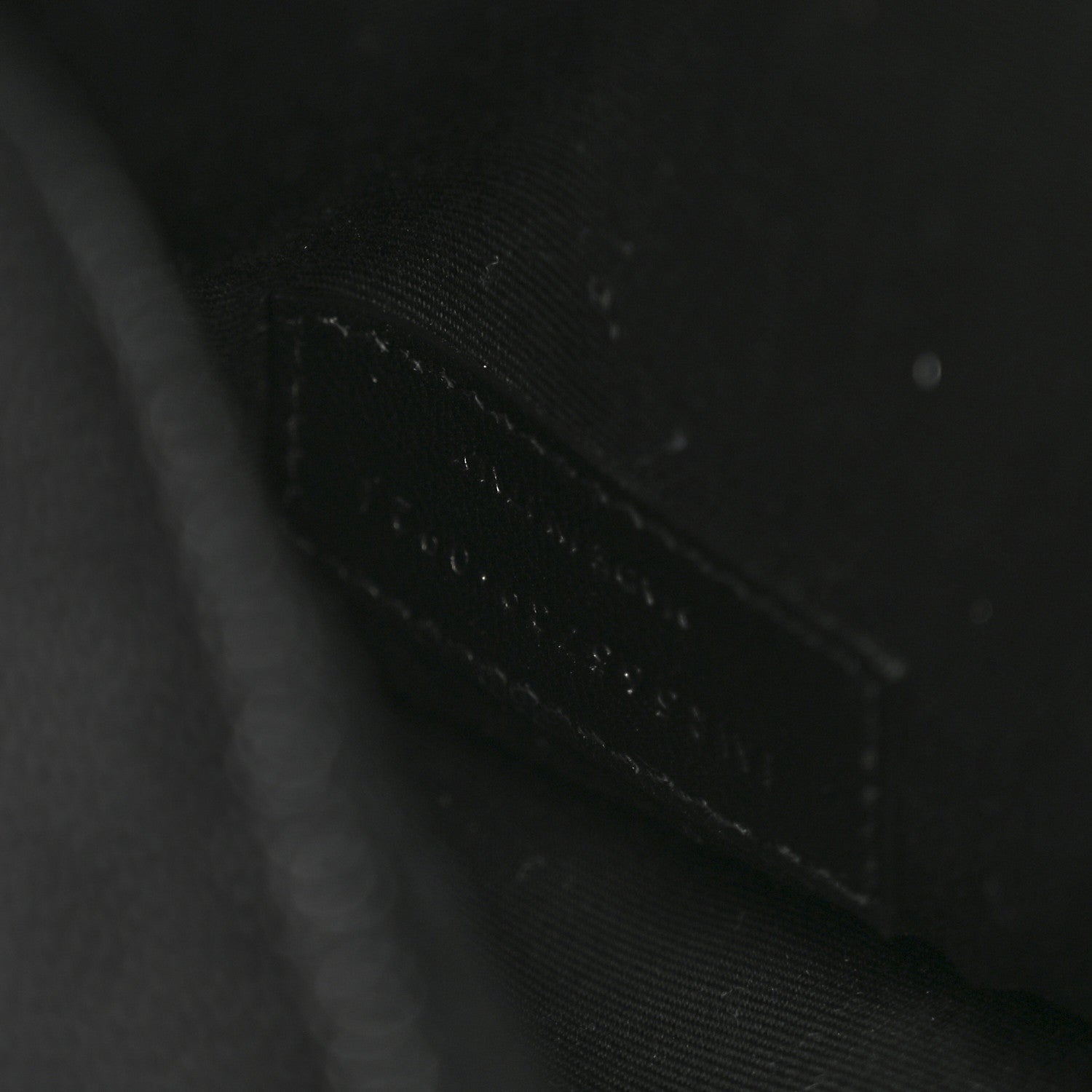 Saint Laurent Grain De Poudre Uptown Pouch Black 7 of 9