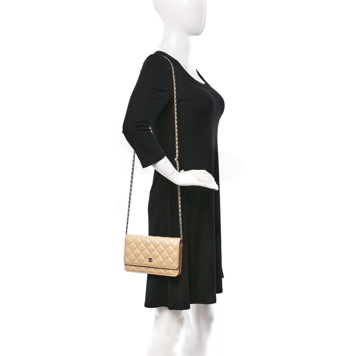 Caviar Quilted Wallet on Chain WOC Beige Clair