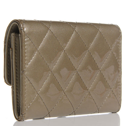 Chanel Patent Quilted Card Holder Light Gold 11 of 16
