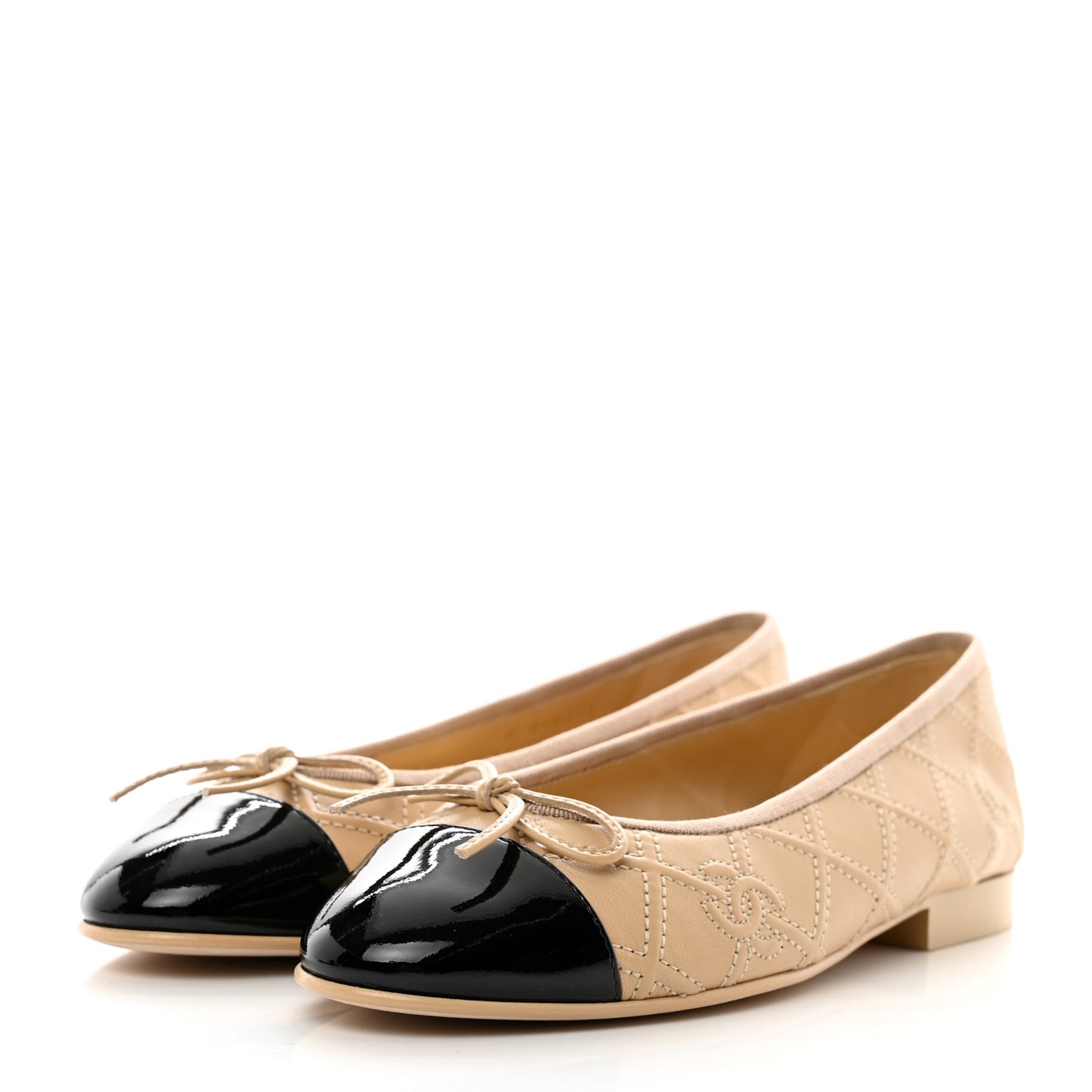 Lambskin Patent Calfskin Double Stitched CC Cap Toe Ballerina Flats 36 Beige Black