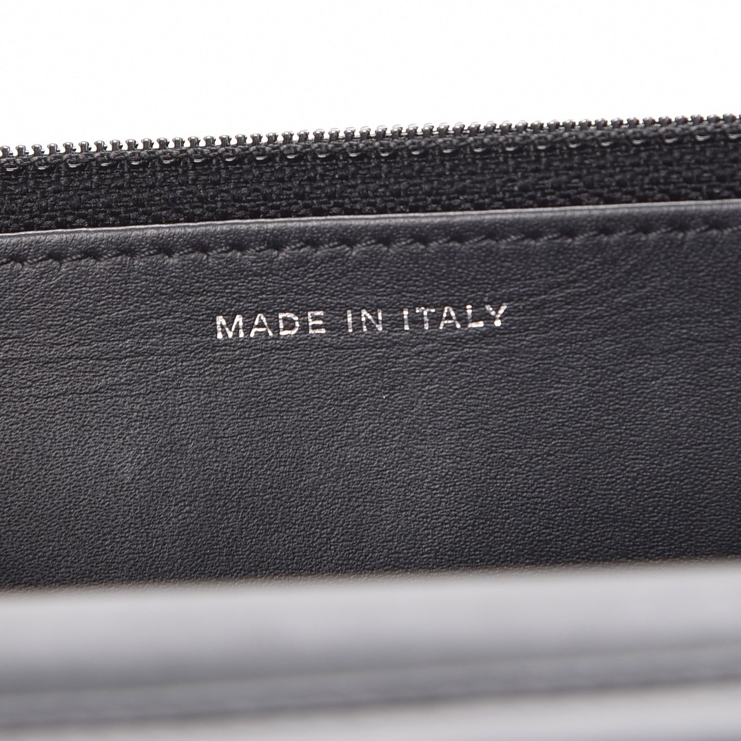 Patent Quilted Wallet On Chain WOC Black
