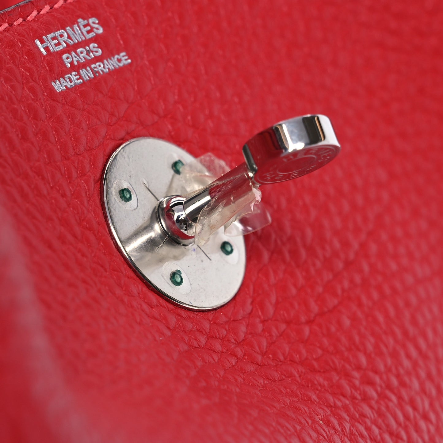 Taurillon Clemence Verso Lindy 26 Rouge Casaque Bougainvillea