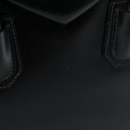 Givenchy Shiny Lord Calfskin Small Antigona Black 31 of 36