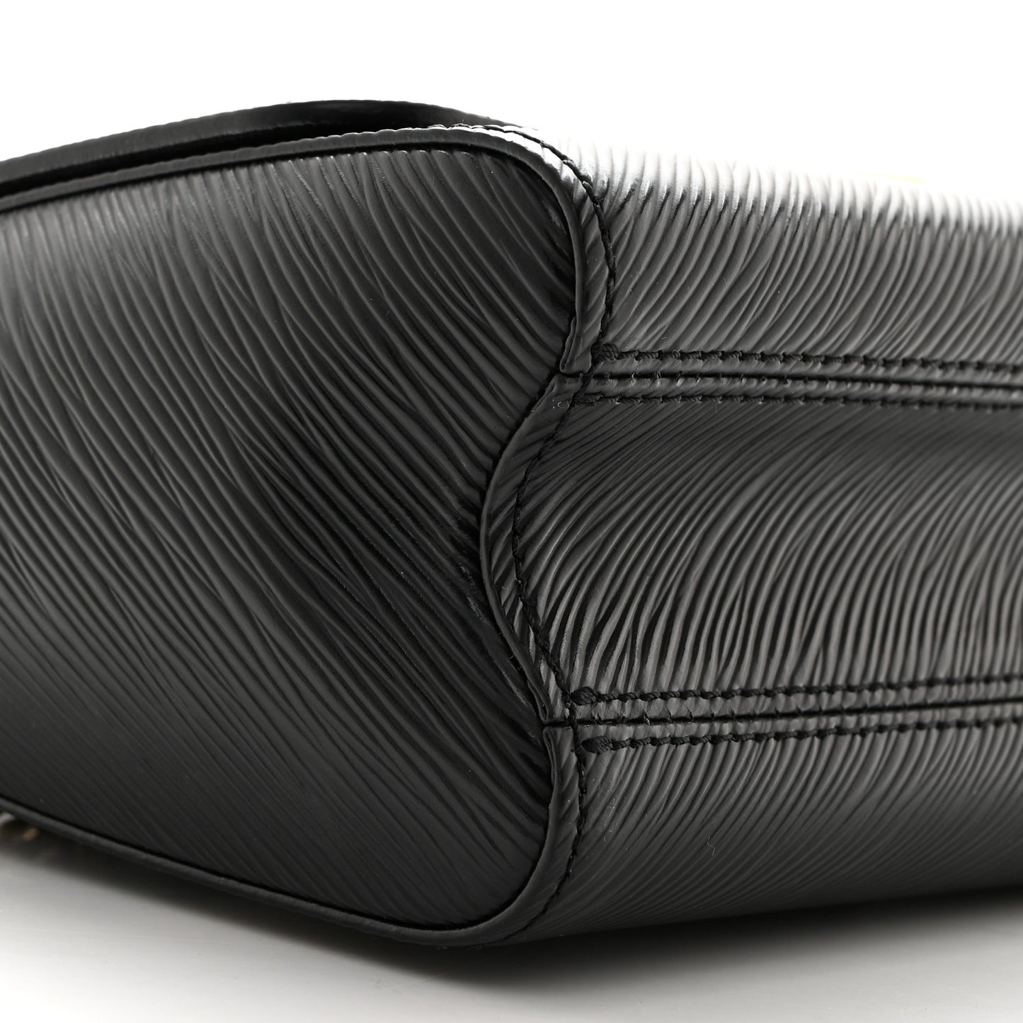 Epi Twist Shoulder Bag MM Black