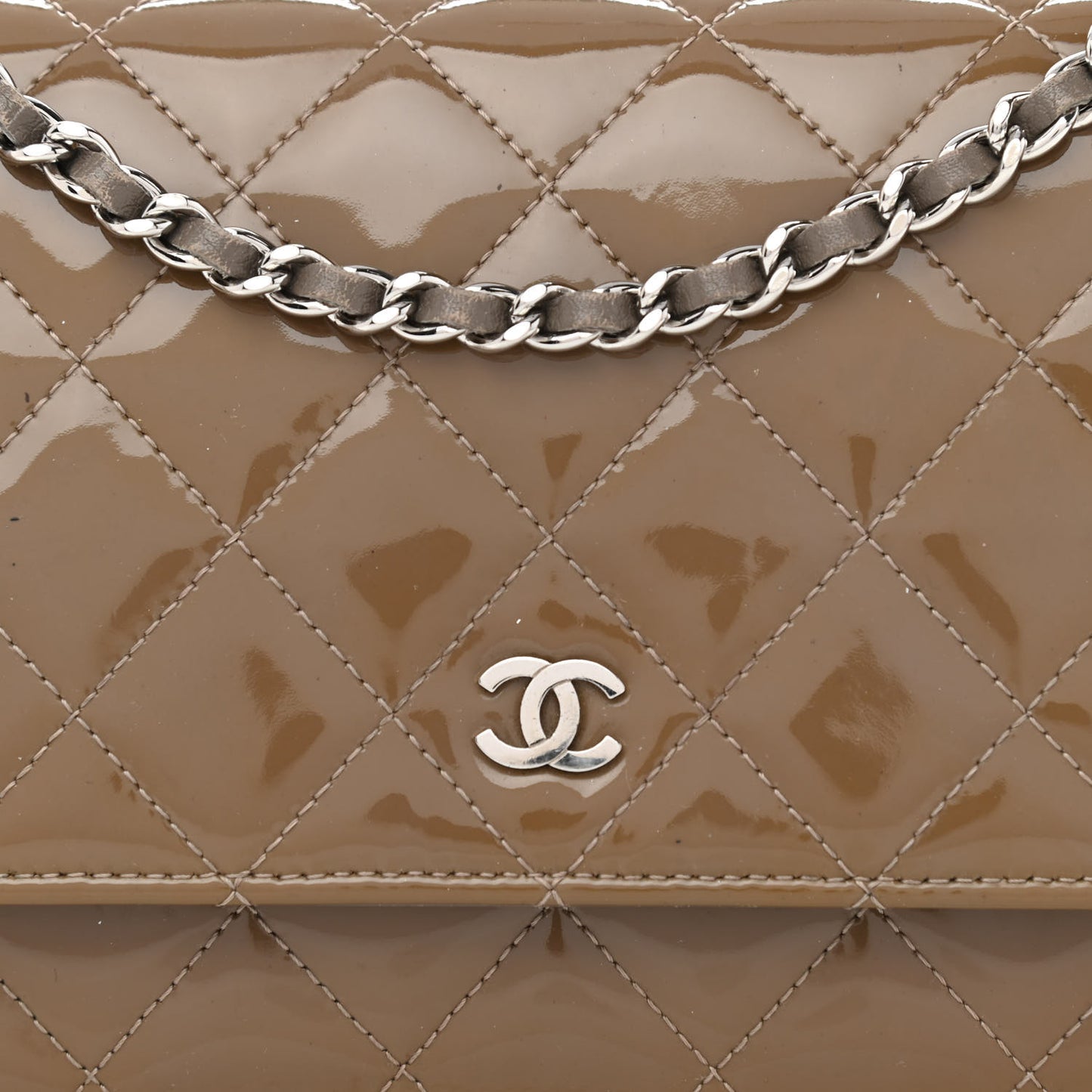 Patent Quilted Wallet On Chain WOC Brown