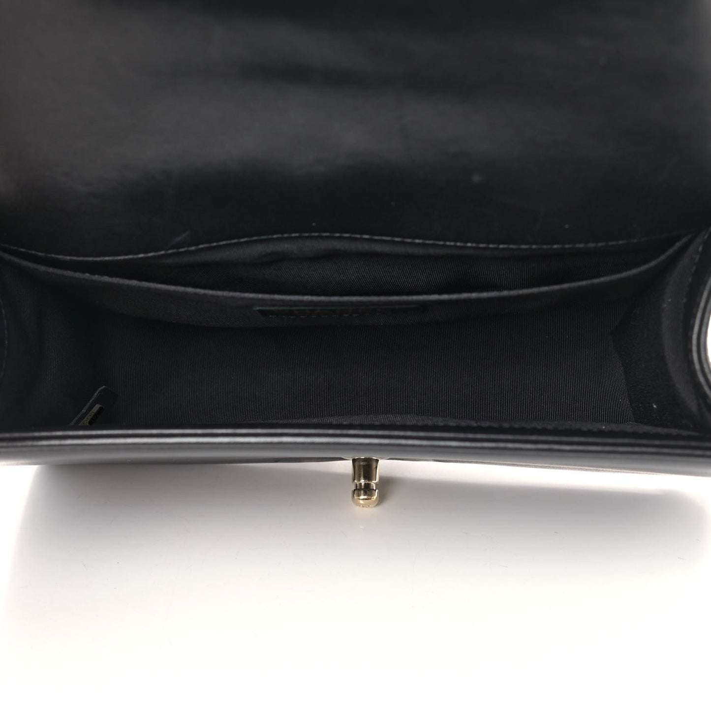 Lambskin Chevron Quilted Medium Boy Flap Black