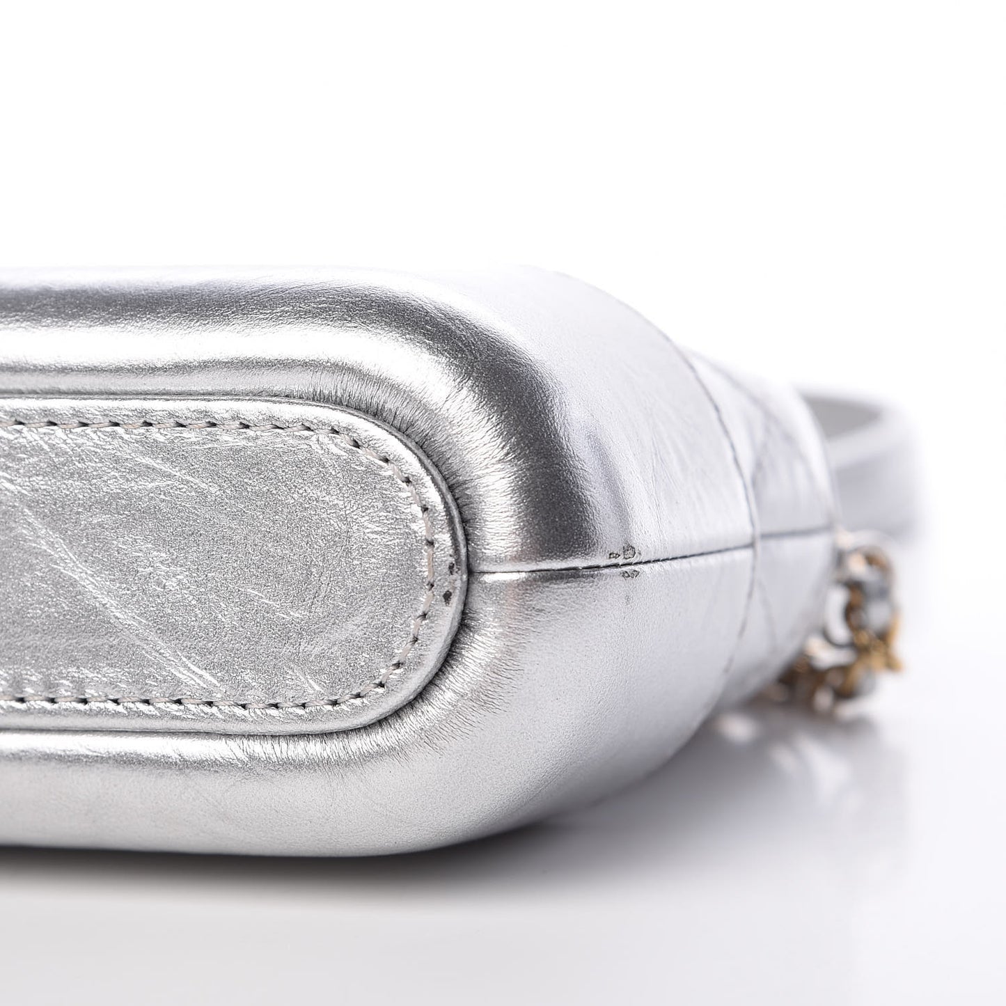 Metallic Lambskin Calfskin Quilted Small Gabrielle Clutch With Chain Silver
