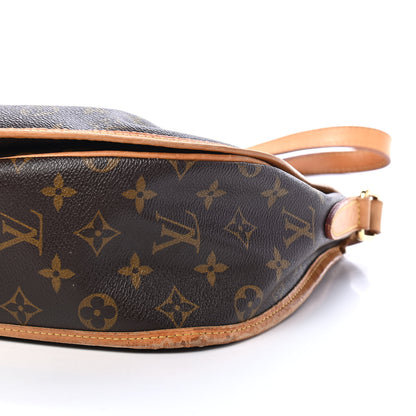 Louis Vuitton Monogram Menilmontant MM 9 of 9