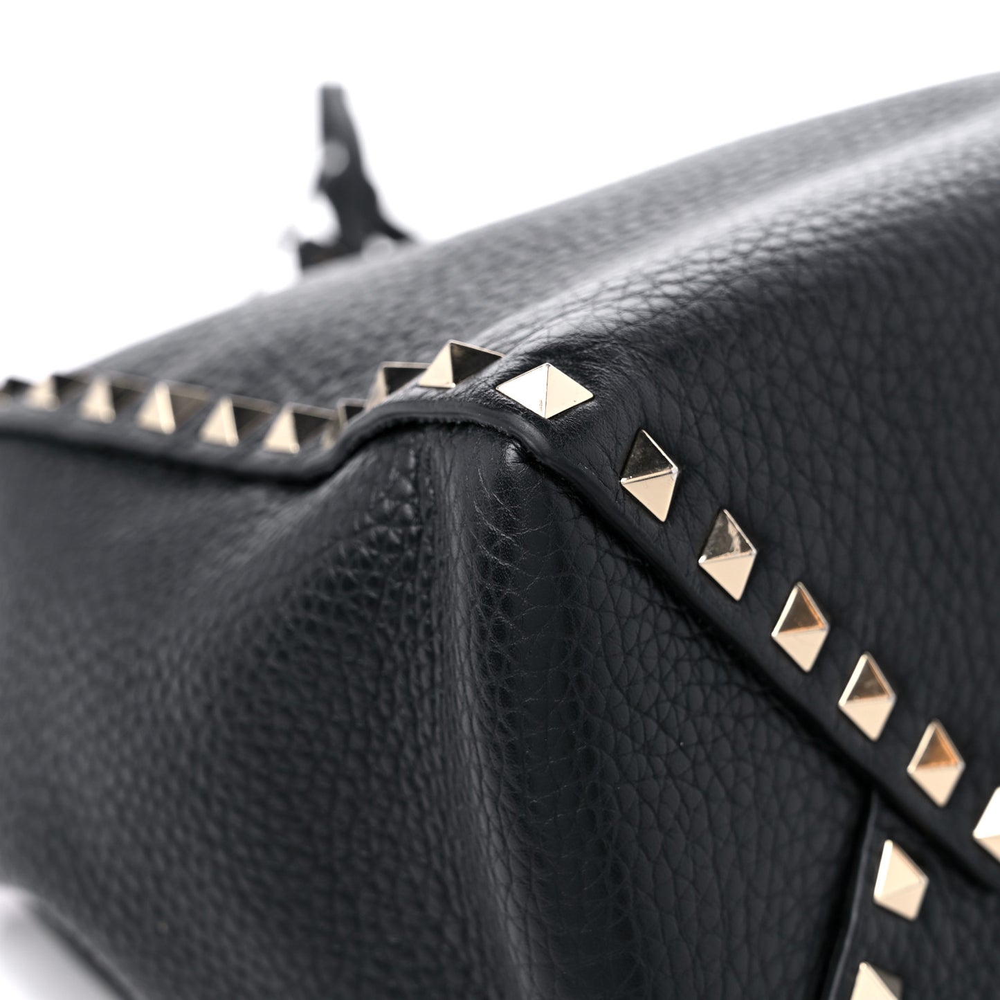 Grained Calfskin Small Rockstud Bucket Bag Black