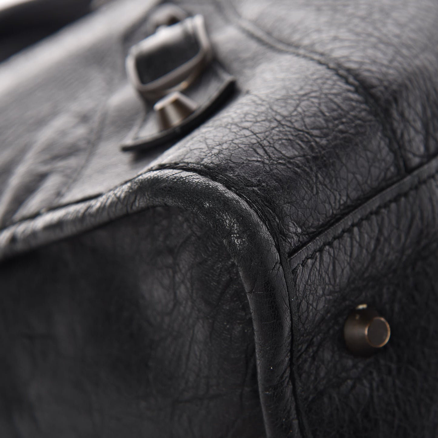 Agneau Classic Hardware Work Black