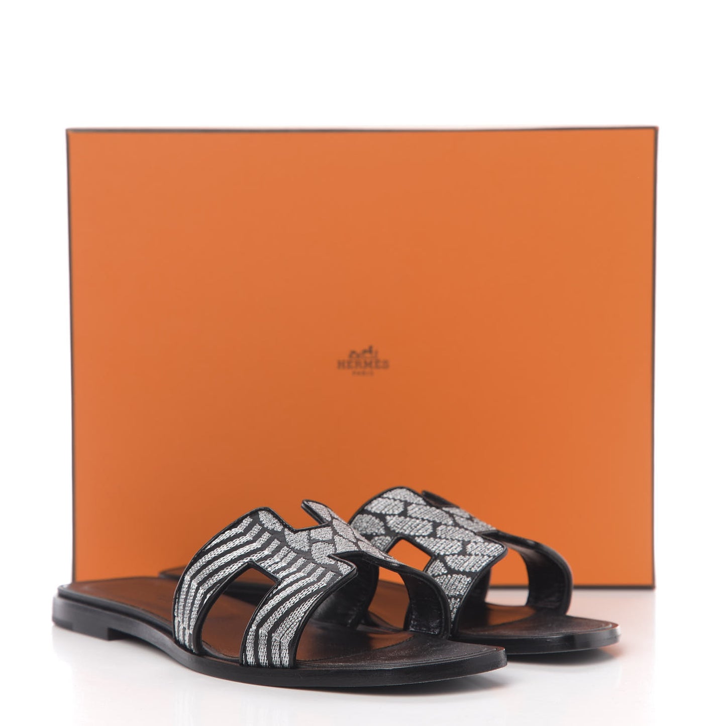 Calfskin Embroidered Oran Sandals 38.5 Black Gris Argente