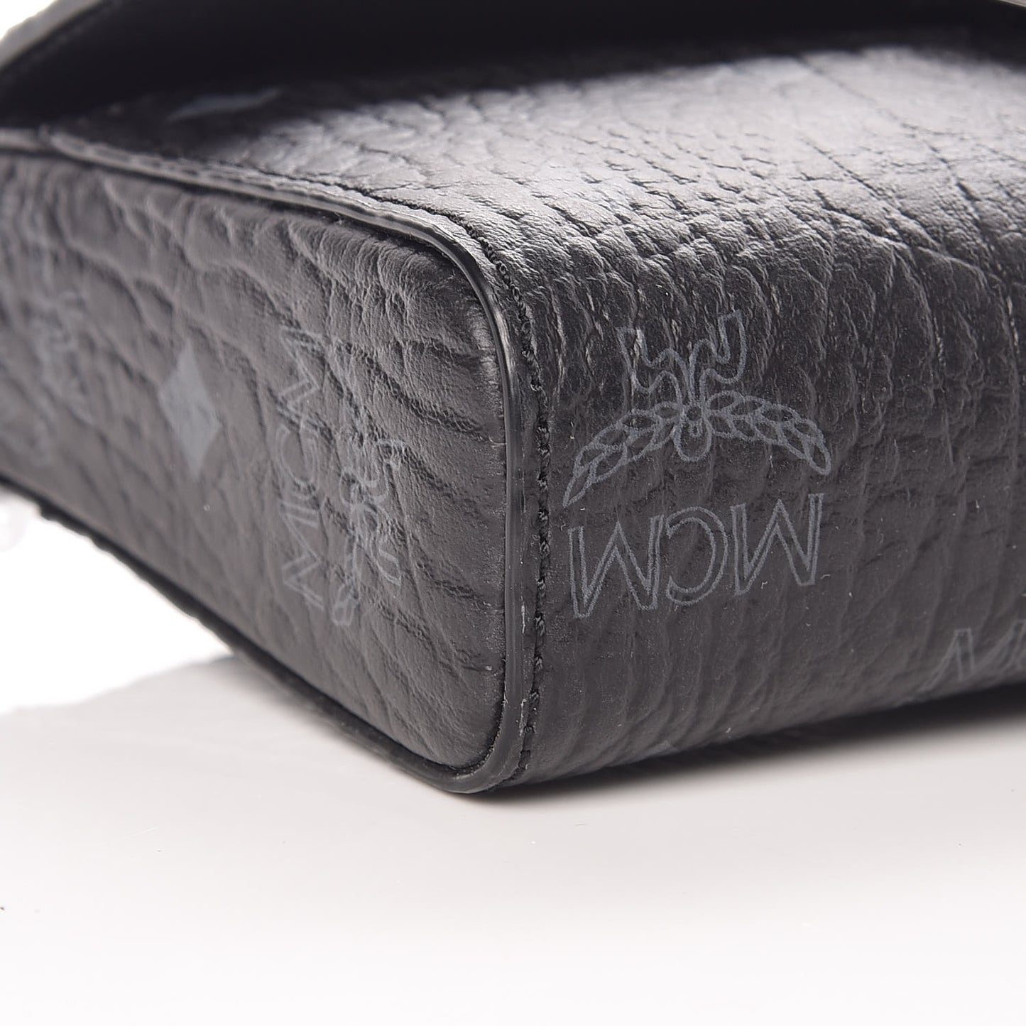 Visetos Diamond Flap Crossbody Black
