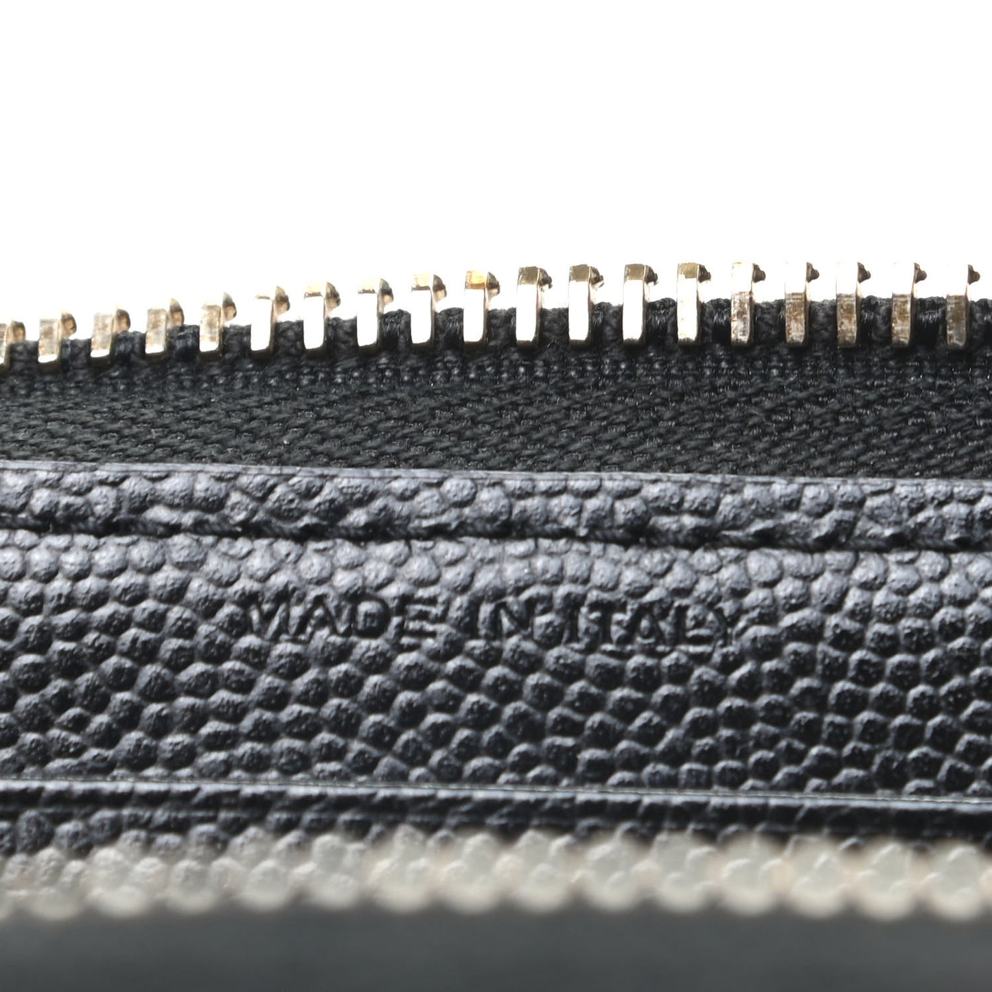 Grain De Poudre Matelasse Chevron Monogram Phone Wallet Black