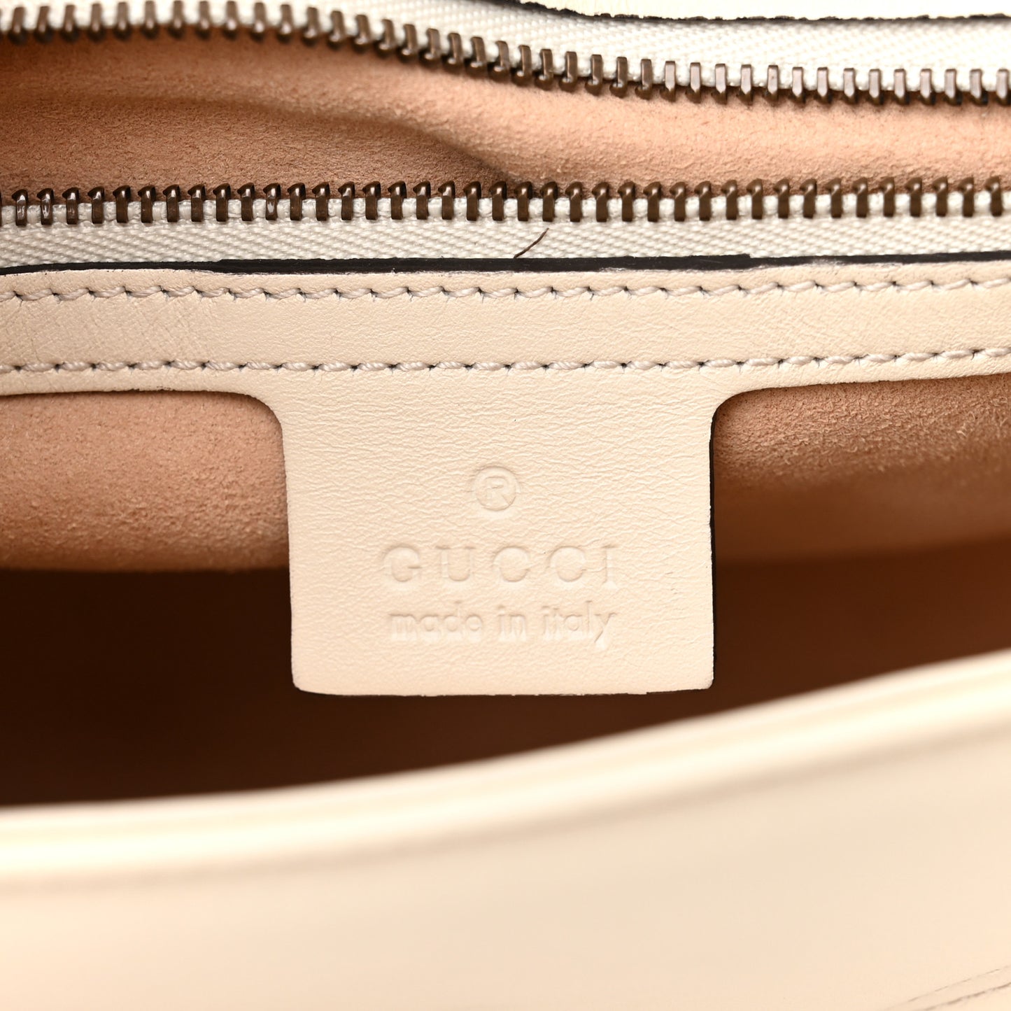 Calfskin Matelasse Small GG Marmont Shoulder Bag White