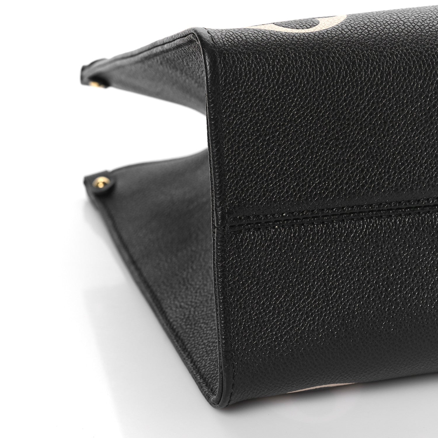 Louis Vuitton Empreinte Monogram Giant Onthego MM Black Beige 7 of 9