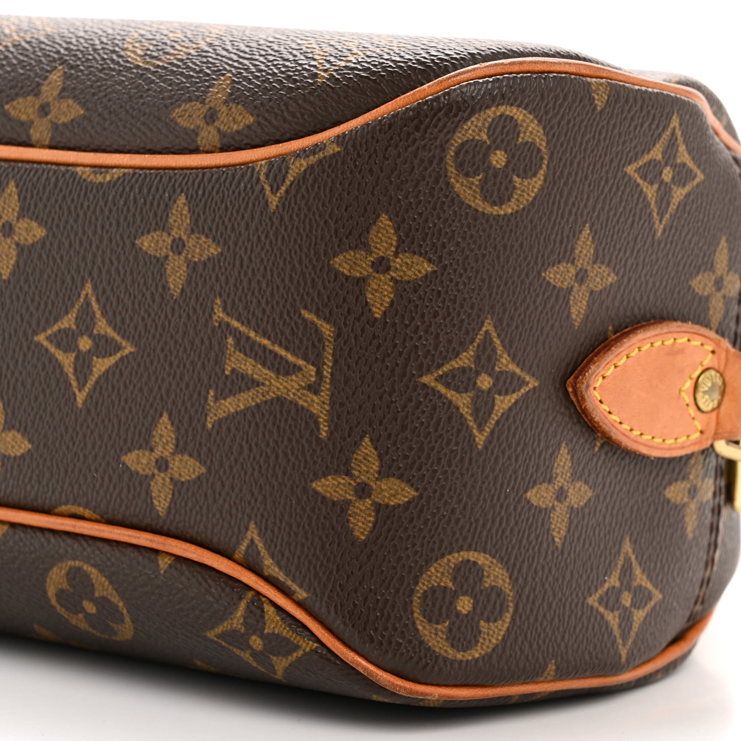 Monogram Blois