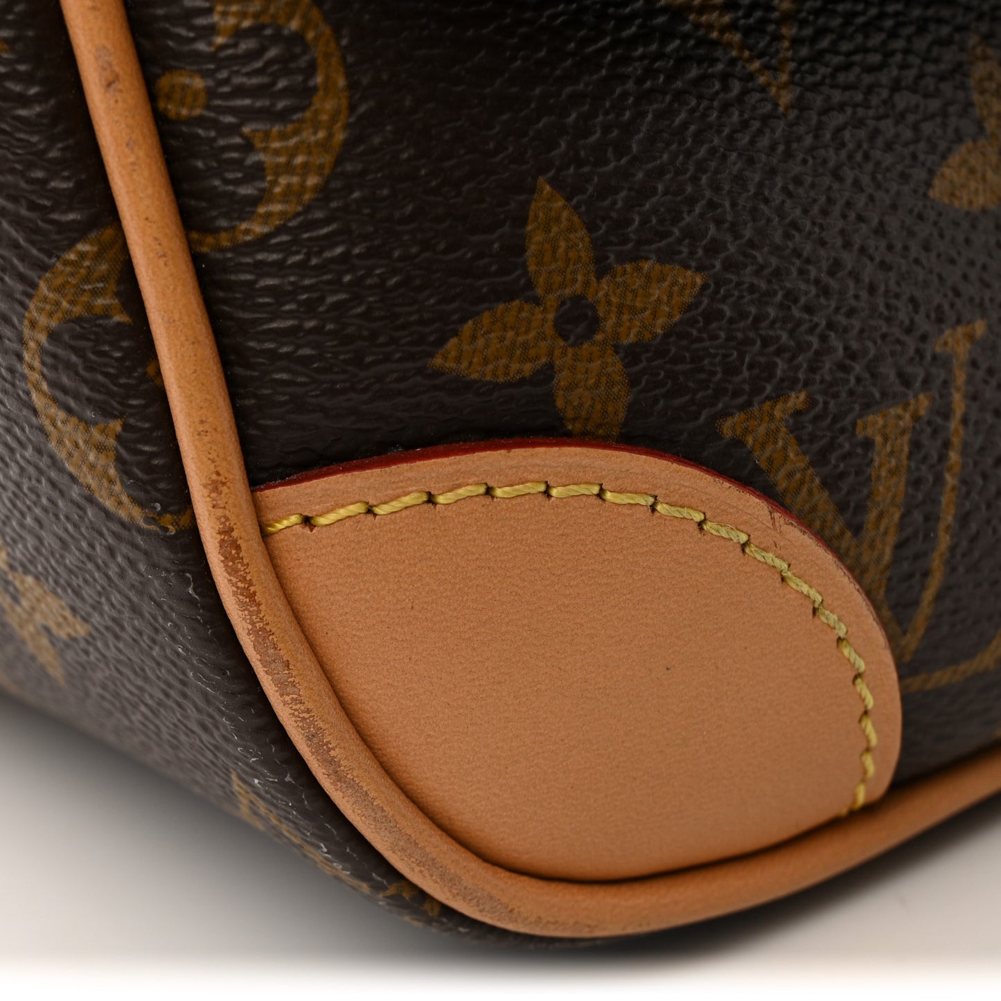 Monogram Diane Black