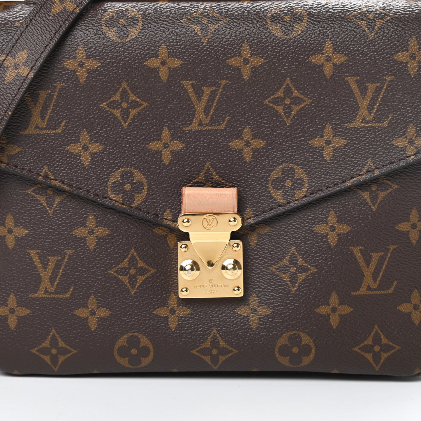 Monogram Pochette Metis