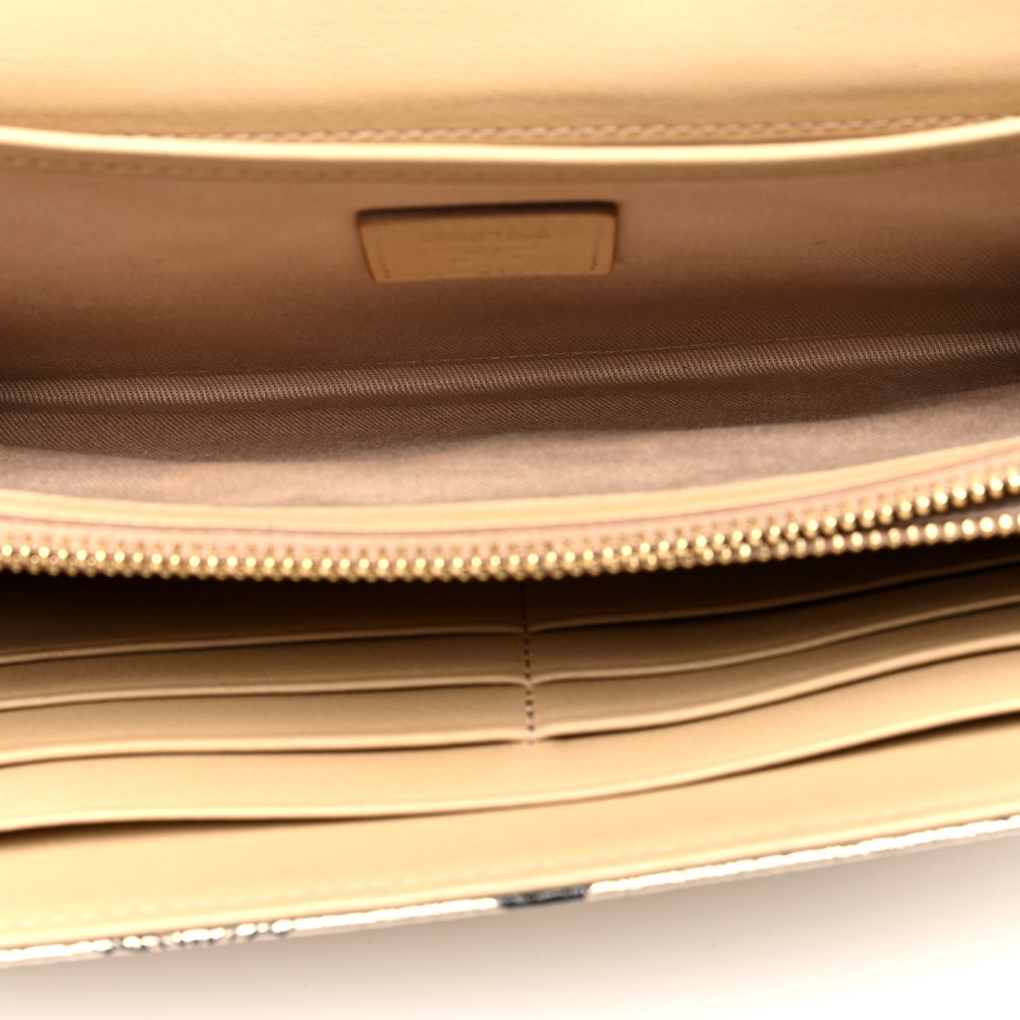 Metallic Visetos Medium Patricia Wallet On Chain Gold