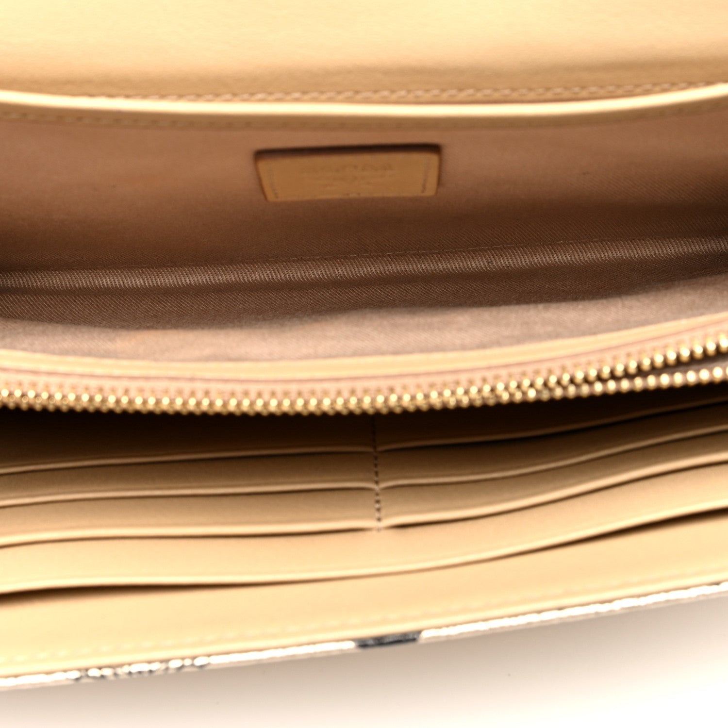 MCM Metallic Visetos Medium Patricia Wallet On Chain Gold 5 of 11