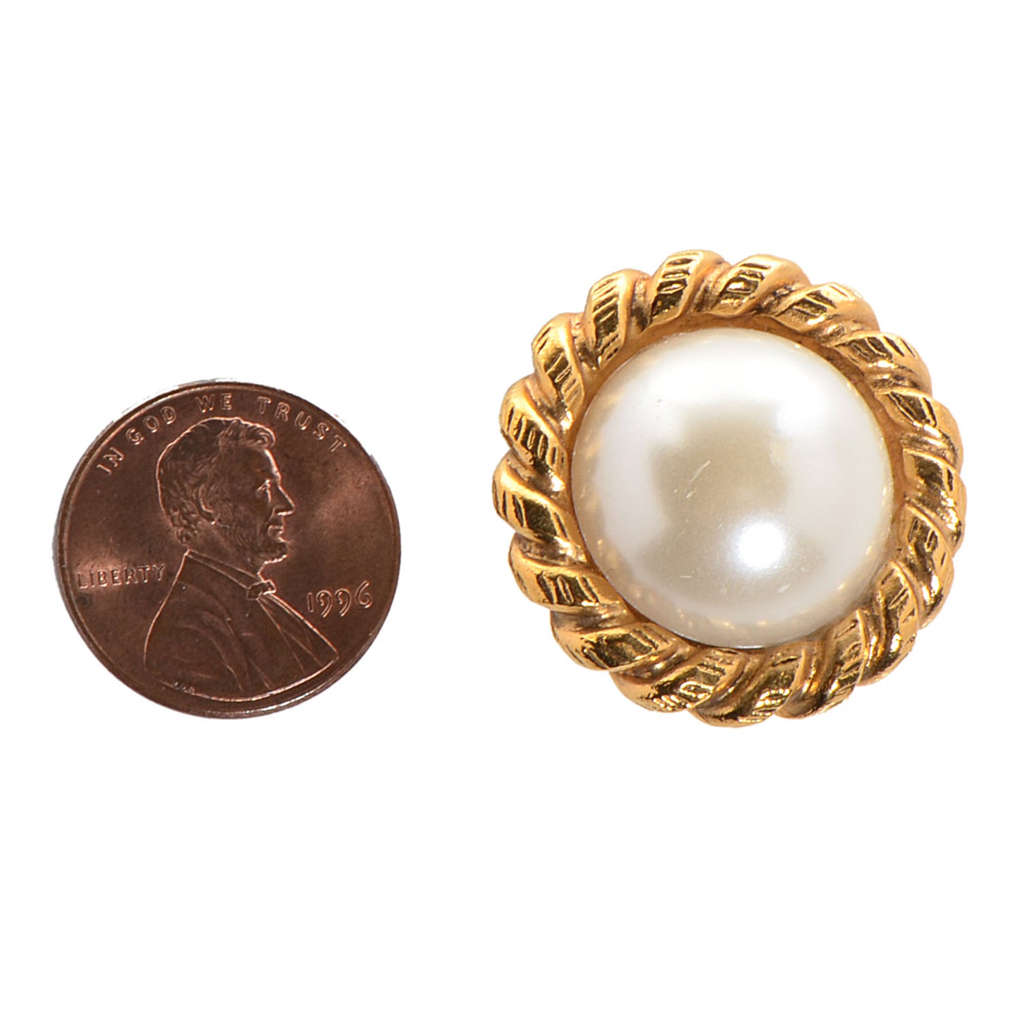 Pearl CC Clip On Earrings Gold