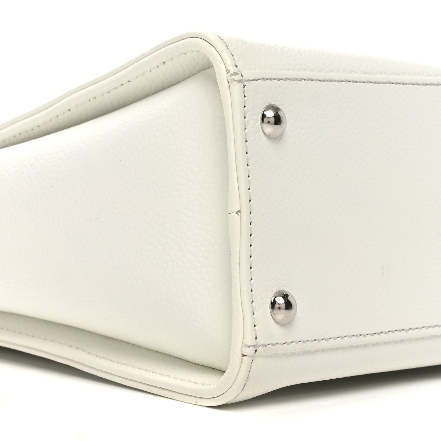 Caviar CC Shoulder Bag White