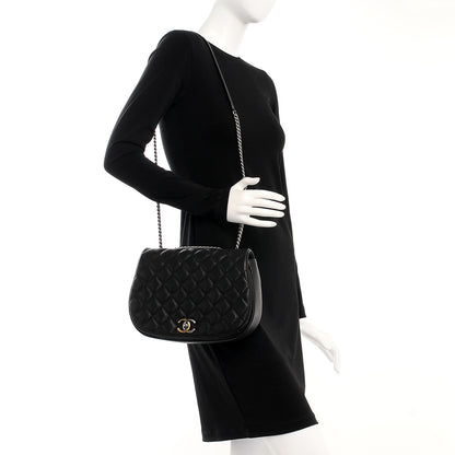 Chanel Caviar Quilted Casual Pocket Messenger Flap Black 2 of 11