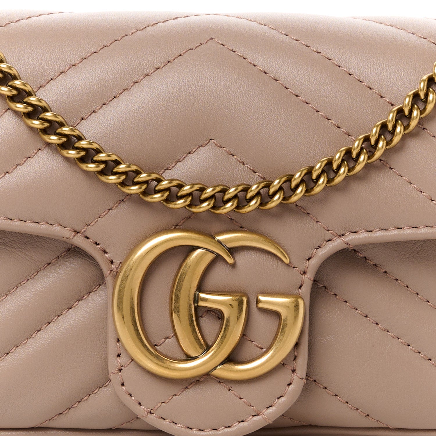 Gucci Calfskin Matelasse Heart GG Marmont 2.0 Coin Purse On A Chain Porcelain Rose 8 of 10