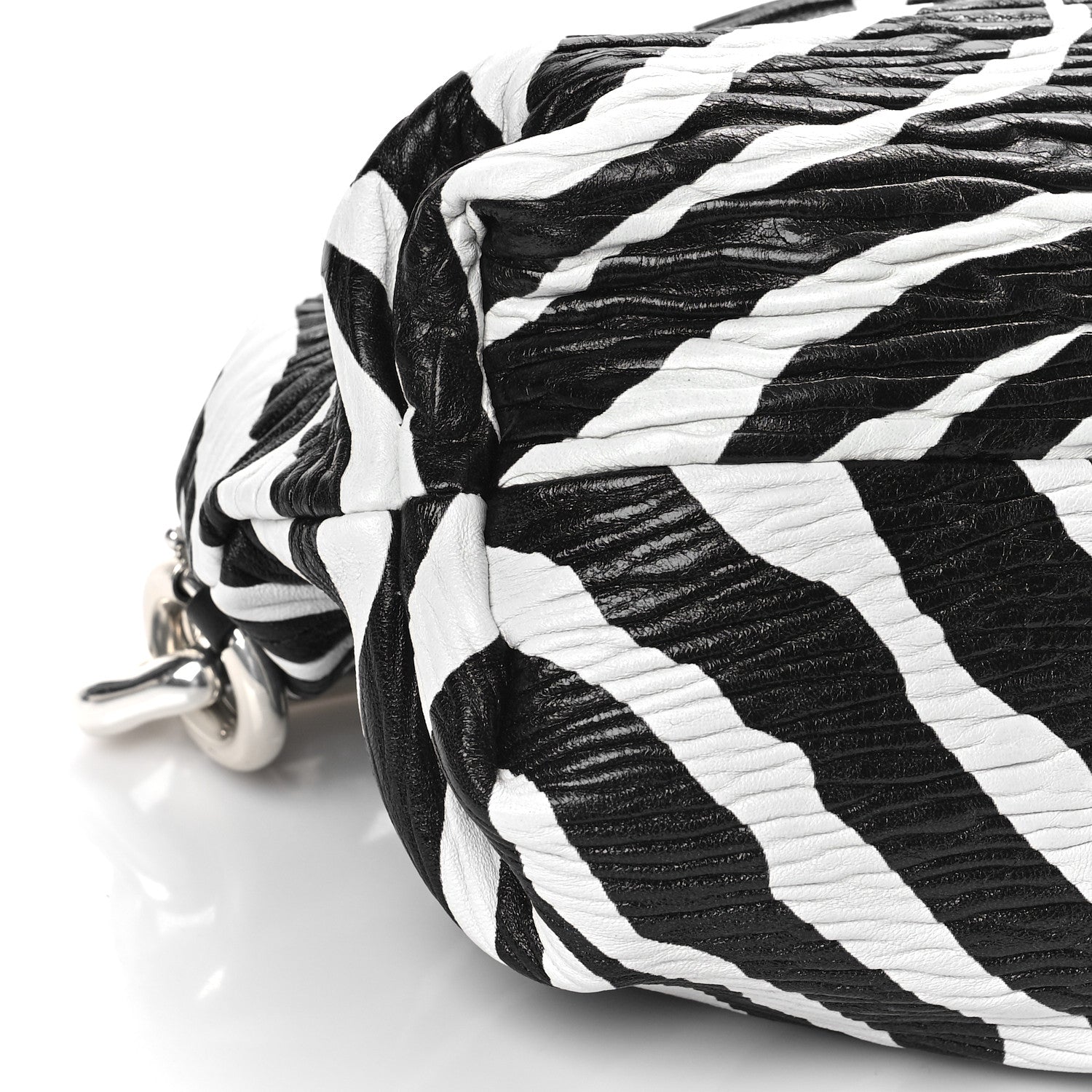 Bottega Veneta Nappa Zebra Print The Pouch Chain White Black 8 of 9
