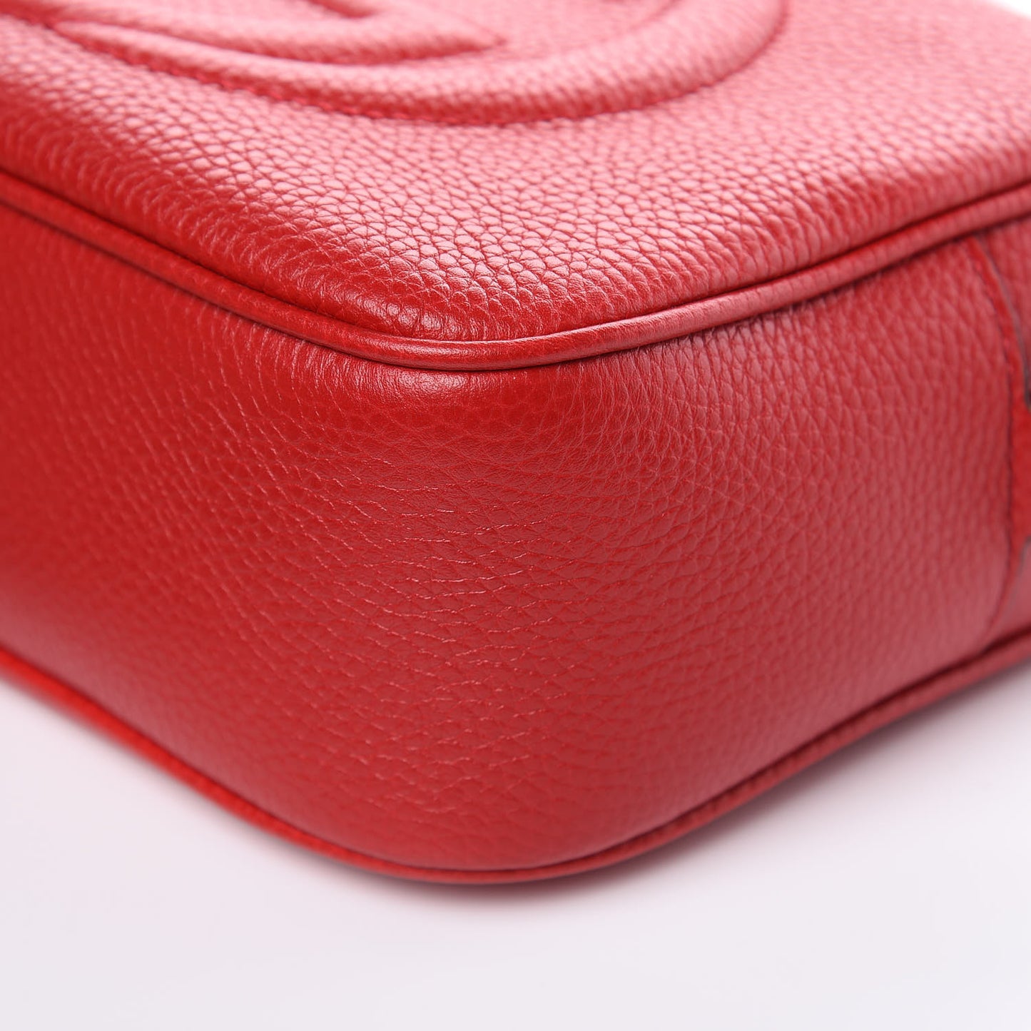 Pebbled Calfskin Small Soho Disco Bag Tabasco Red