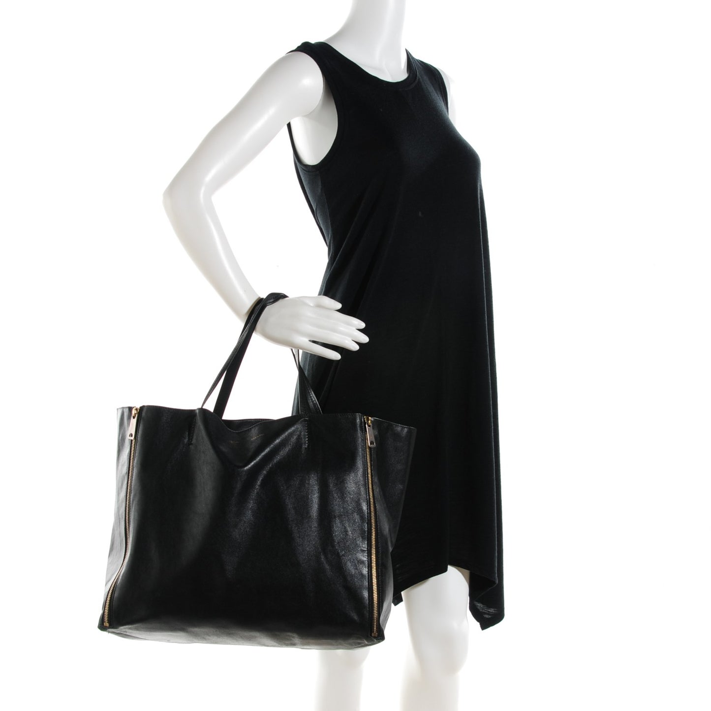 Smooth Lambskin Horizontal Zipper Gusset Cabas Black