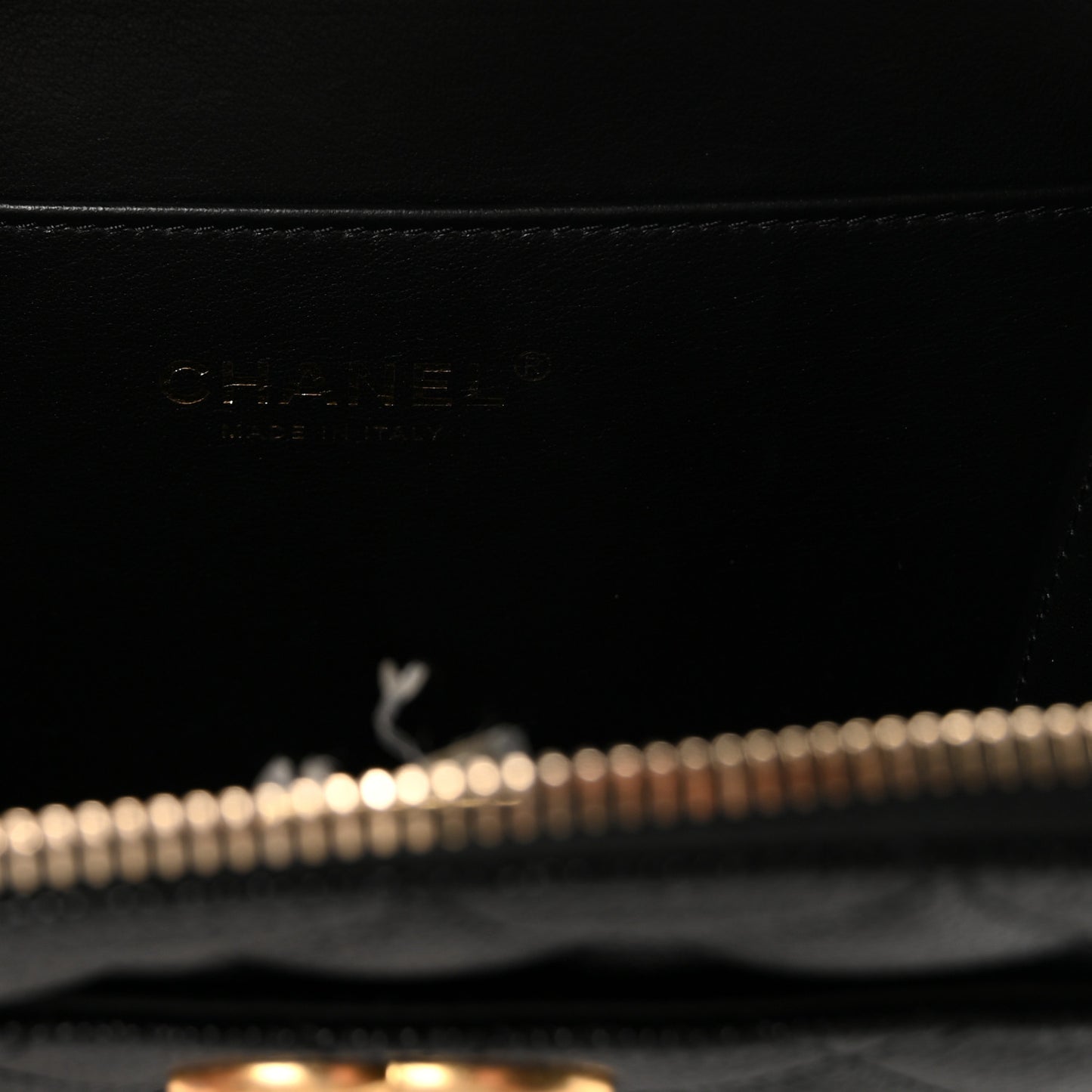 Caviar Quilted Small Pick Me Up Vanity Case Black