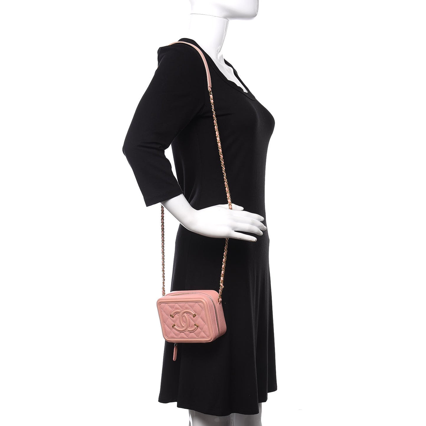 Caviar Quilted Filigree Vanity Clutch With Chain Pink