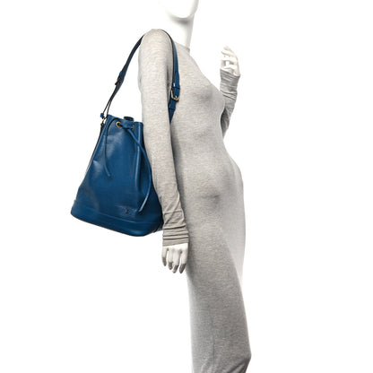 Louis Vuitton Epi Noe Toledo 2 of 12
