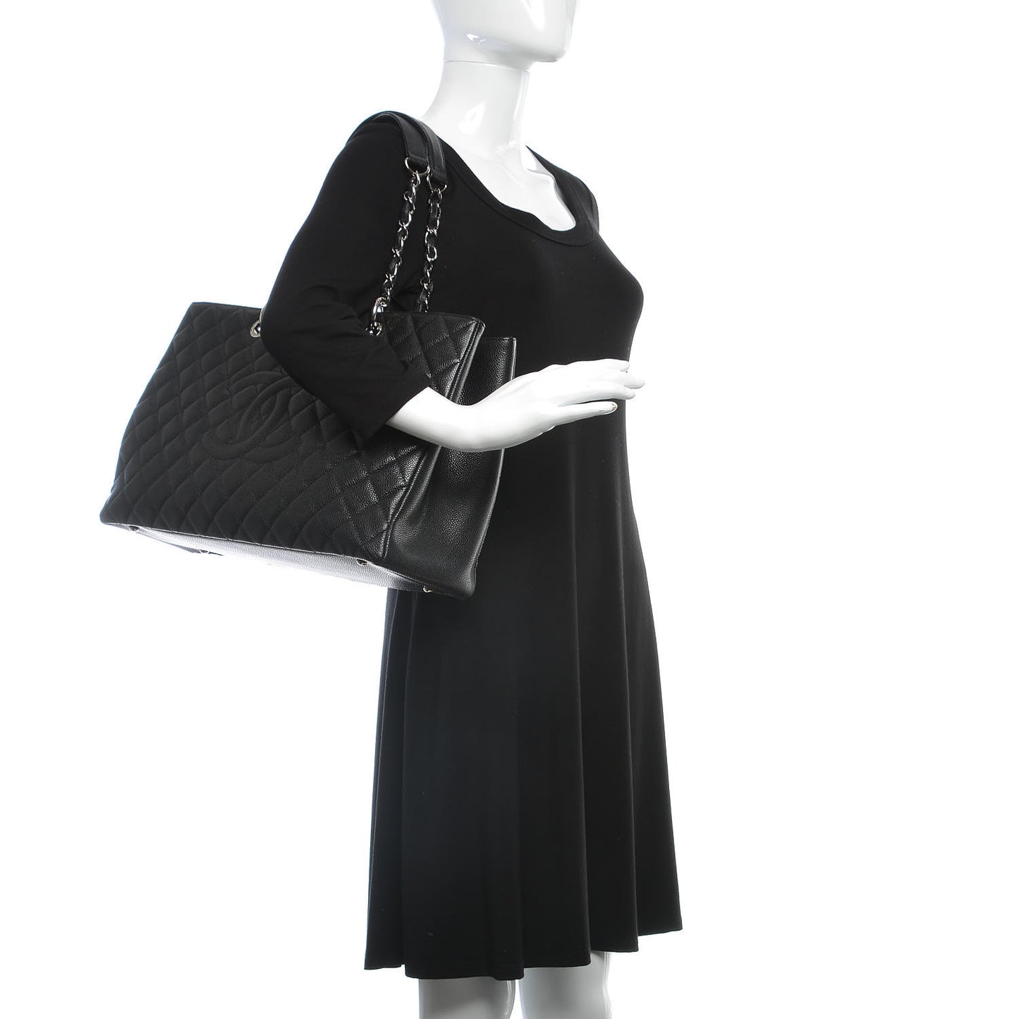 Caviar Quilted XL Grand Shopping Tote GST Black