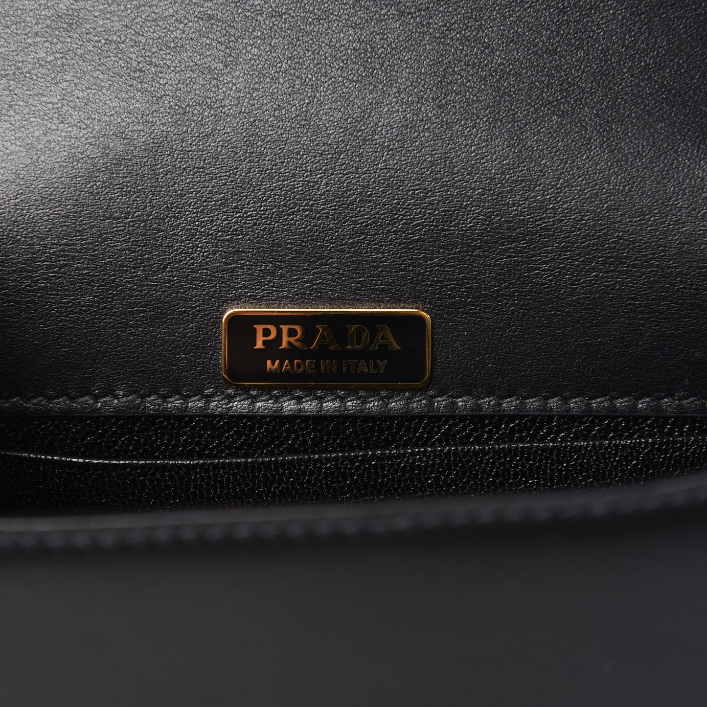 City Calf Saffiano Cahier Bag Black