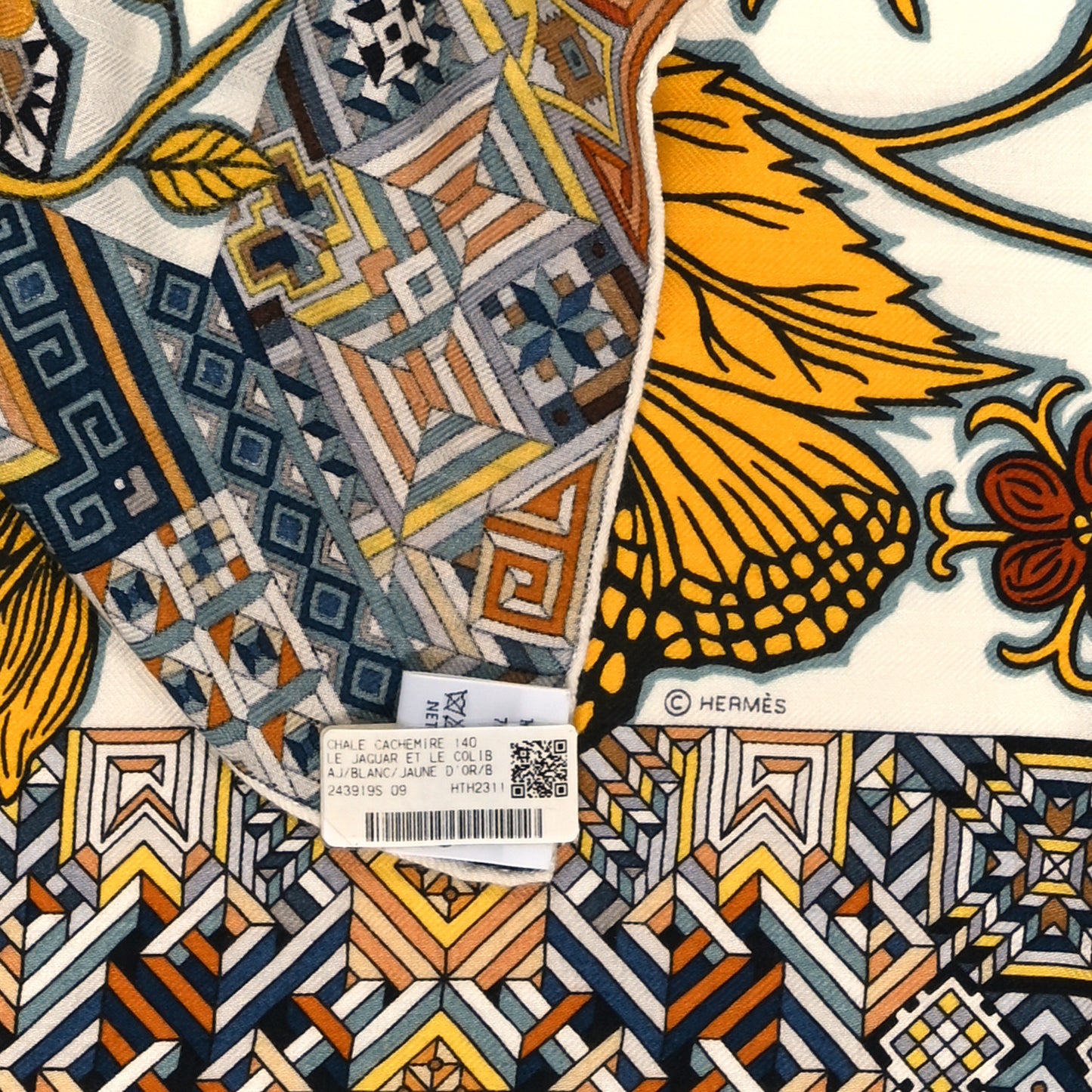 Cashmere Silk Le Jaguar Et Le Colibri Shawl 140 White Jaune D'or