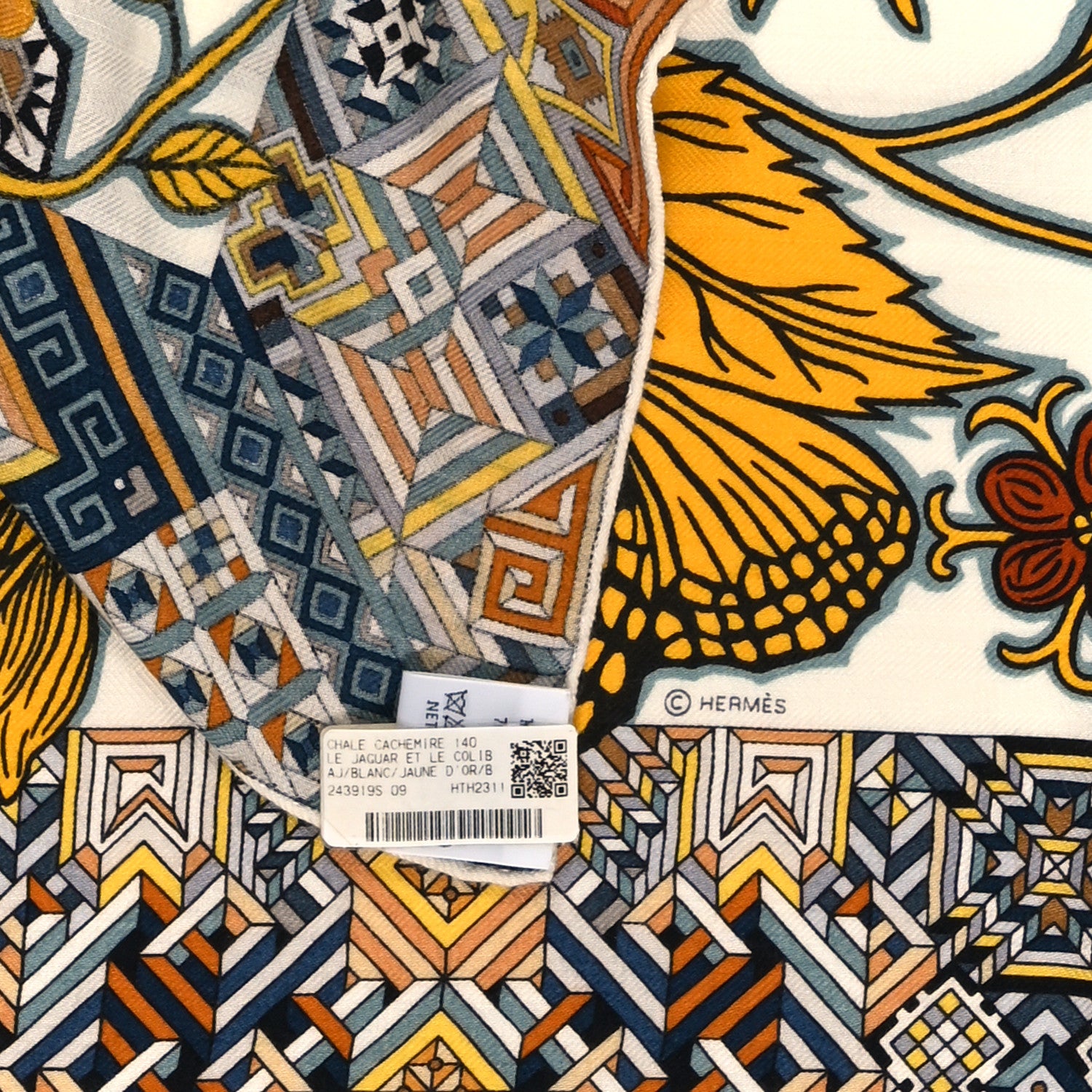 Hermes Cashmere Silk Le Jaguar Et Le Colibri Shawl 140 White Jaune D'or 3 of 3