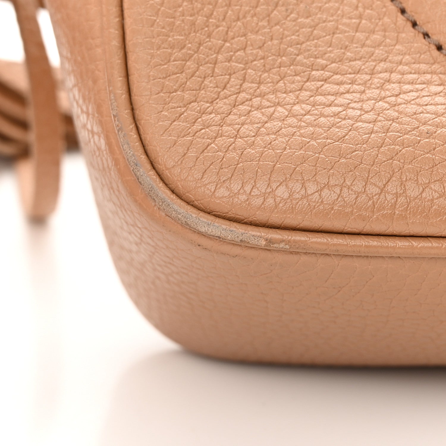 Gucci Pebbled Calfskin Small Soho Disco Bag Camelia 14 of 22