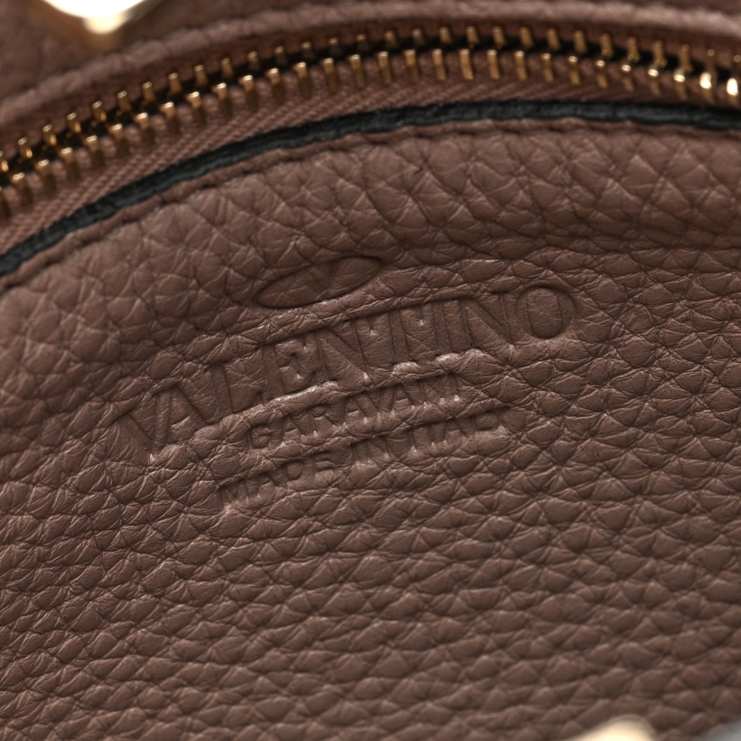 Valentino Garavani Pebbled Calfskin Mini Rockstud Flip-Lock Messenger Bag Poudre 6 of 9